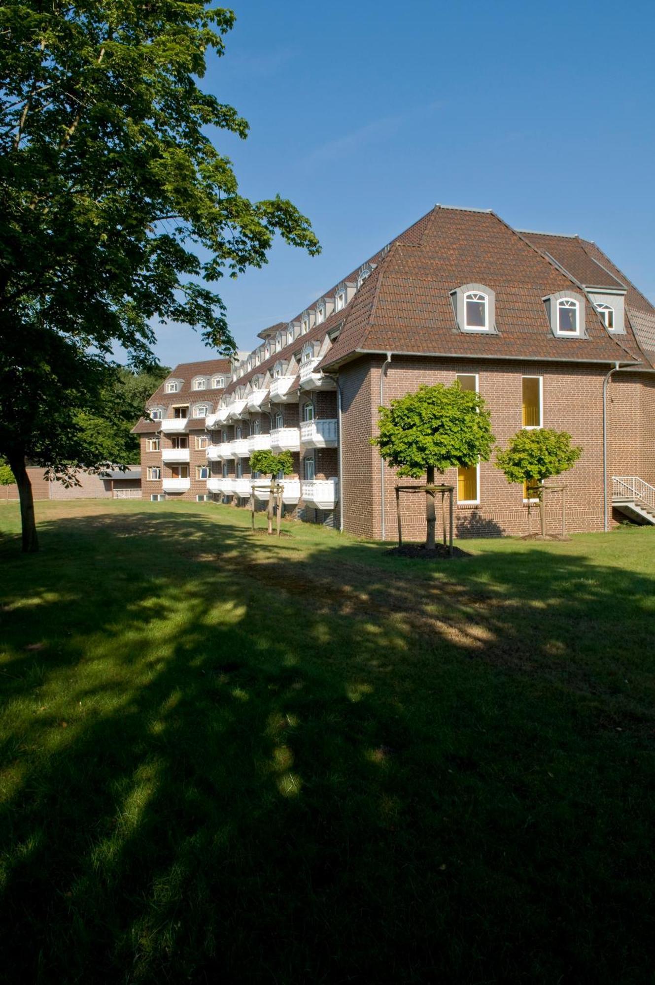 Upstalsboom Varel-Dangast Hotel Exterior photo